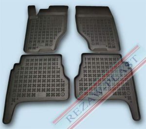 Dywaniki gumowe KIA SORENTO I 03-09r