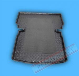 Mata do bagażnika antypoślizgowa Volkswagen GOLF V 2003-2008