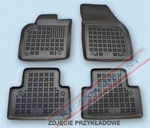 Dywaniki gumowe Fiat 500L od 2013